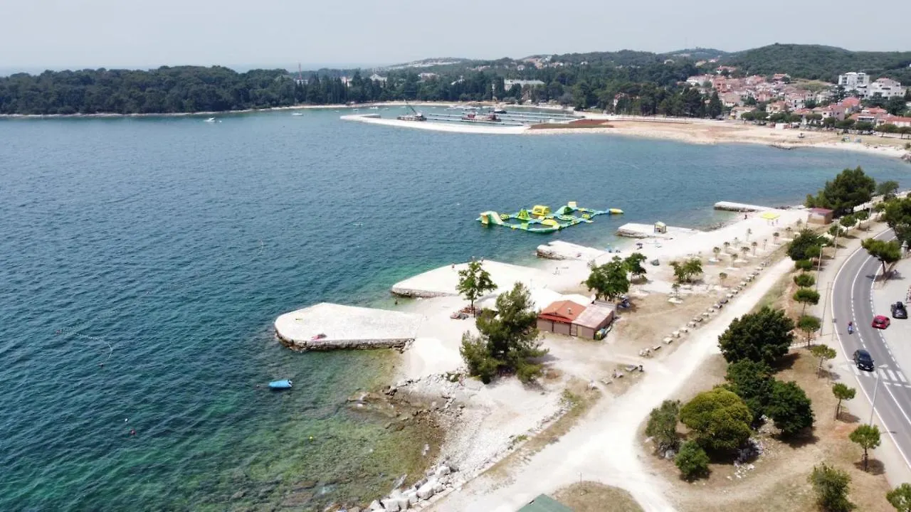 Mobile Homes Adriatic , Campsite Porton Biondi -ロヴィニ クロアチア